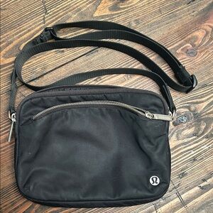 lululemon athletica Black Crossbody Bag with Zip Pocket